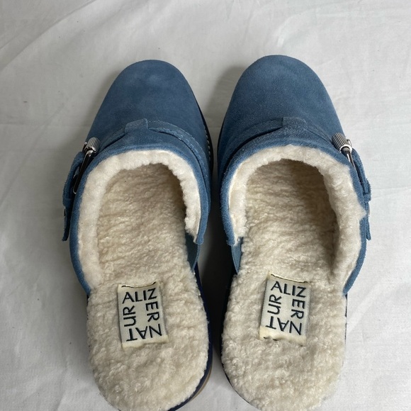 Naturalizer Women's Wayde Storm Blue Suede mules 5.5 M New - Picture 5 of 9